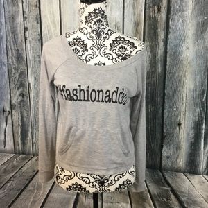 Love long sleeve top sz s/m